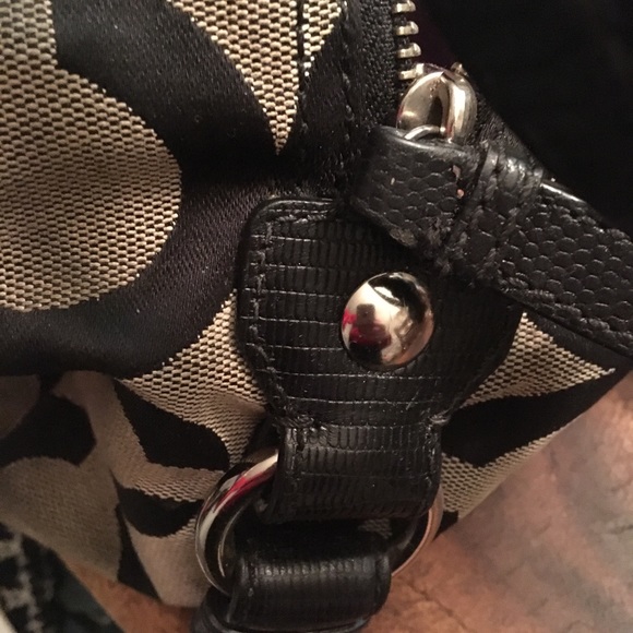 Coach signature Hobo Bag with purple lining - Picture 4 of 5